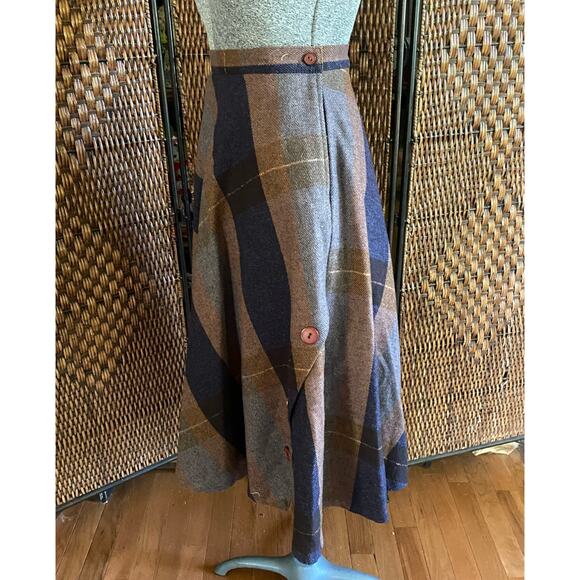 Size S//Vintage 70s Wool Neutral Stripped Midi Skirt - Picture 6 of 6